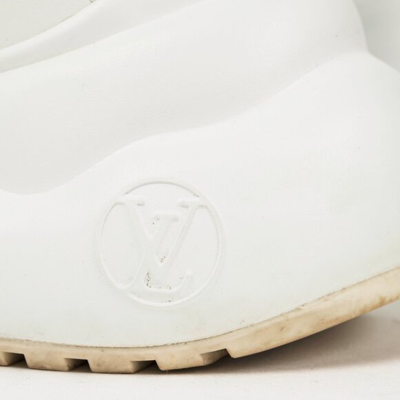 Louis Vuitton Archlight White & Black Signature Chunky Sneakers - Picture 11 of 14